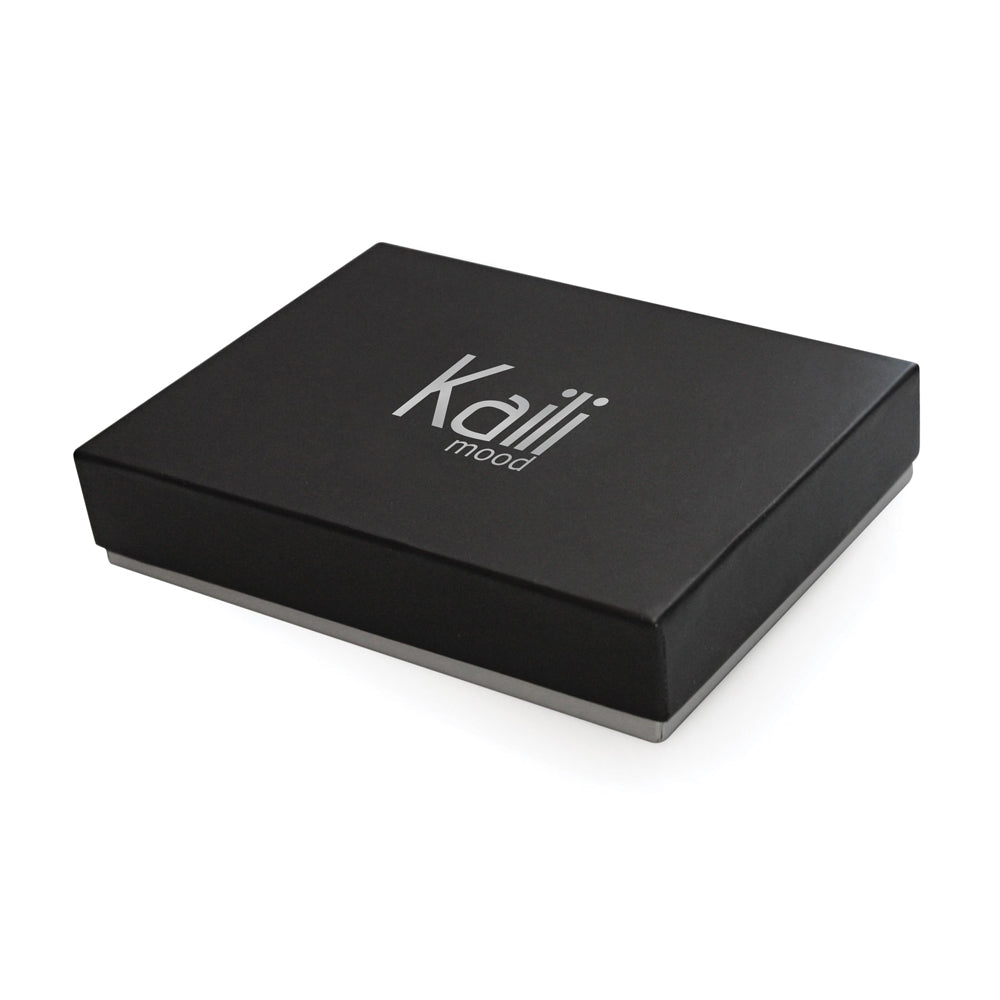 K12220AF | Men's Wallet in Genuine Full Grain Leather, Naked. Black Color. RFID Protection. Closed Dimensions: 11.5 x 8.3 x 2 cm. Packaging: Gift box bottom/lid-4