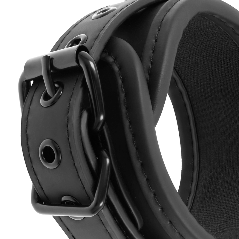 FETISH SUBMISSIVE - POSIZIONE MASTER CON 4 MANETTE RIVESTITE IN NOPRENE-3