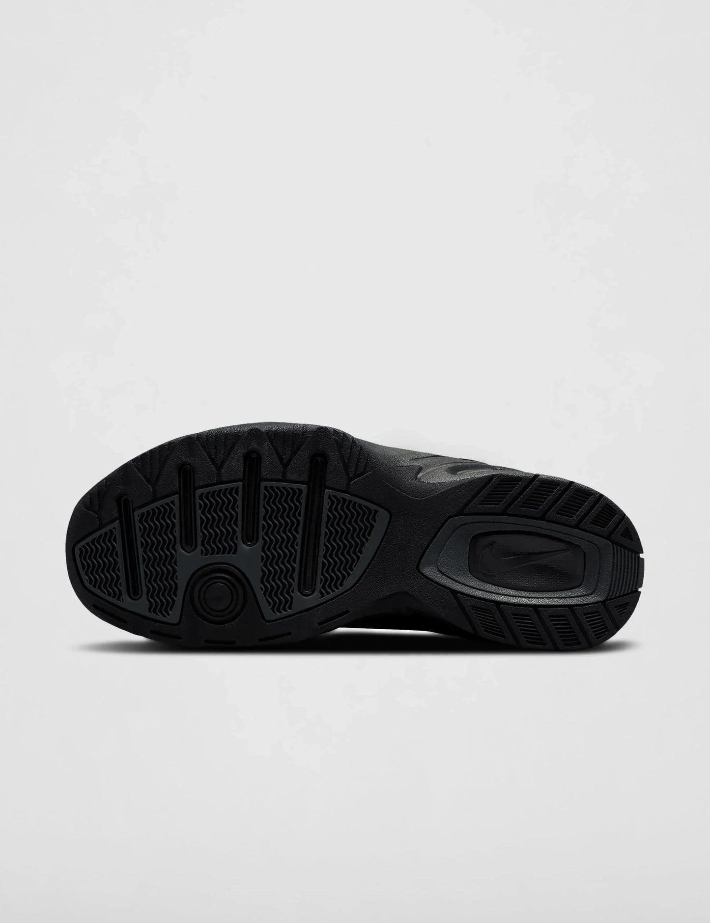 Nike Men's Air Monarch IvTraining Shoe - STREET STYLE