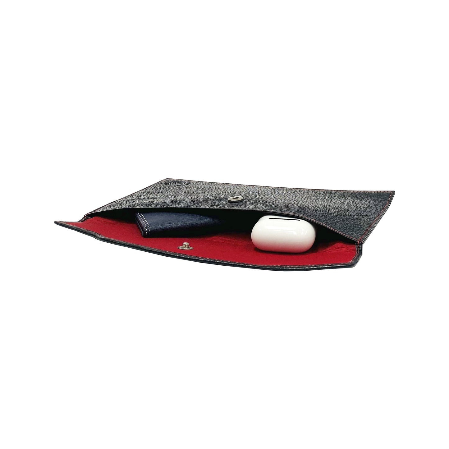 K0034AB | Flat envelope in genuine full grain leather, dollar grain - Black colour. Closure flap with automatic button. Dimensions: 22.5 x 12.5 x 0.5 cm - Packaging: TNT bag-4