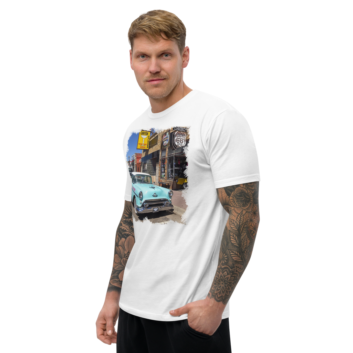 T-shirt Vintage Route 66 con Auto d'Epoca Americana