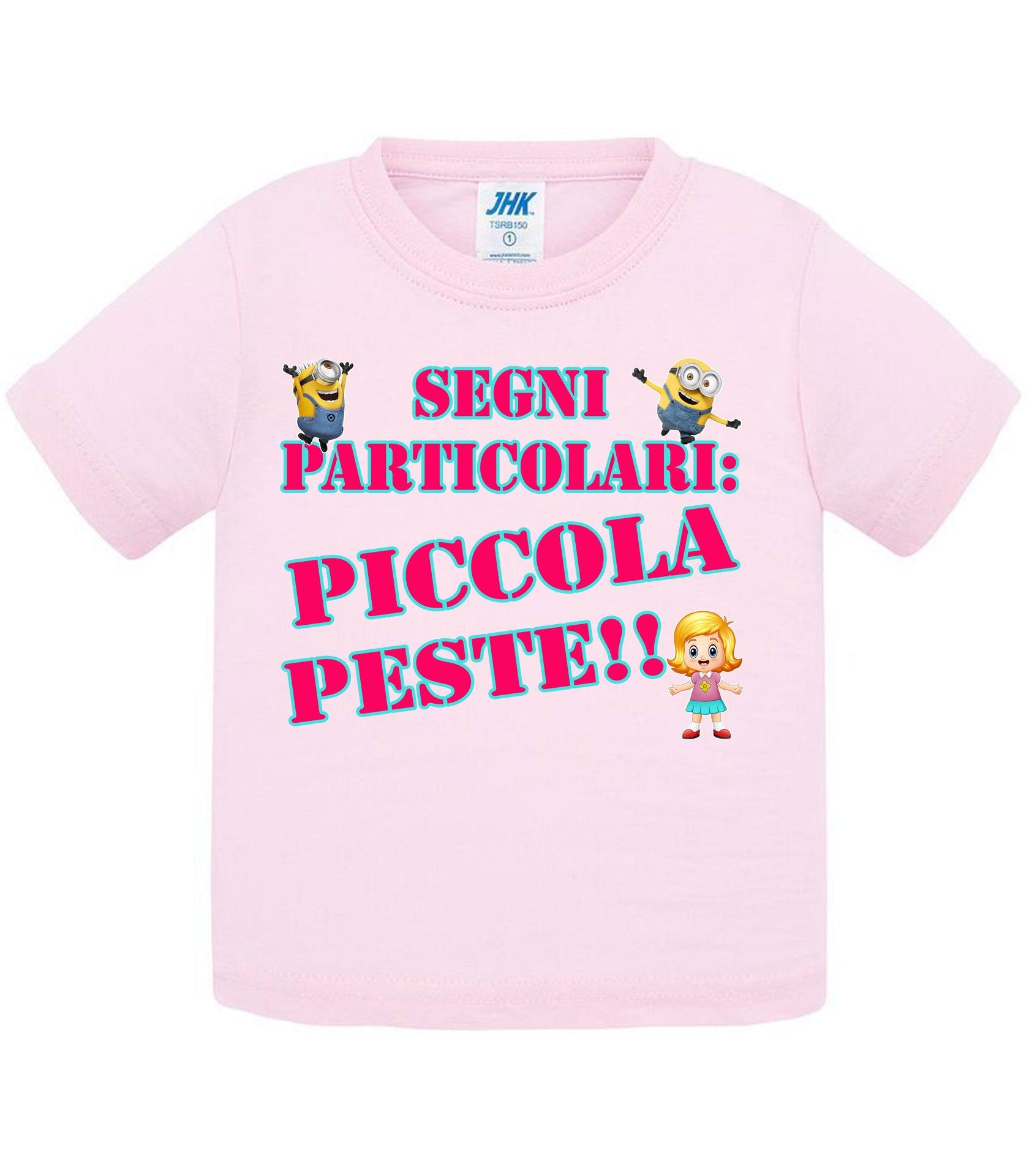 Segni Particolari Piccola Peste - T-shirt per Bambino/a Mod. Baby & Kid Da 0 a 8 anni STREET STYLE